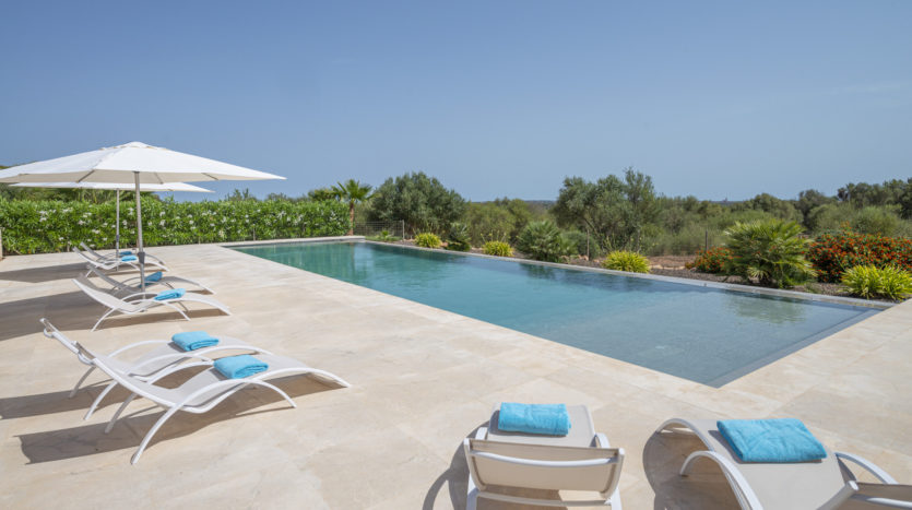 F-3971 Exklusive Neubau-Finca mit sensationellem Blick auf das Meer und Cabrera in Ses Salines