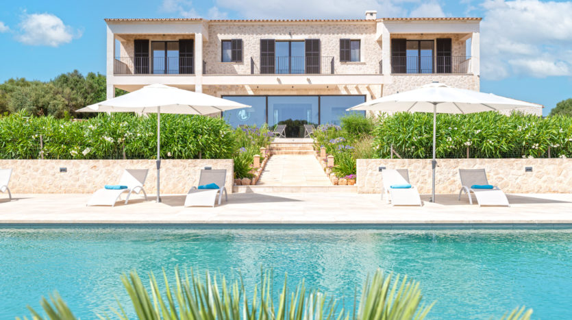 F-3971 Exklusive Neubau-Finca mit sensationellem Blick auf das Meer und Cabrera in Ses Salines