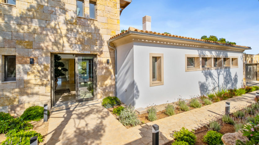 Traumhafte Neubau Villa im Landhaus Stil, in Sol de Mallorca37